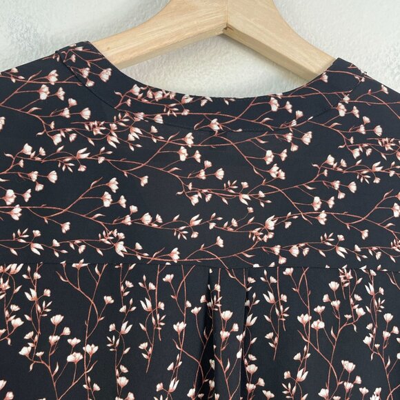 Express Womens Small Floral Zip Front Blouse Roll Tab Sleeve Shirt V Neck - Picture 8 of 8